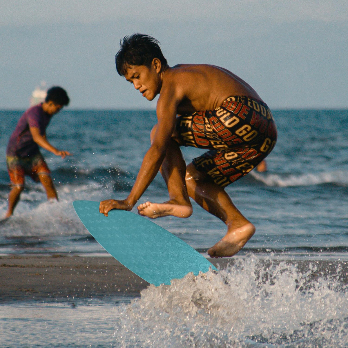 iBOARD Skipper Wooden Skimboard with Traction Pad